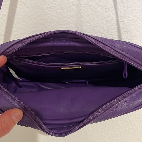 Purple Purse - Picture 2 of 9